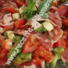 Salade d'avocats, tomates et mozzarella au vinaigre balsamique