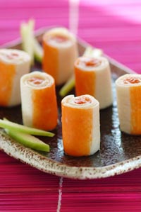 Photo de la recette : Makis de surimi, pomme verte et saumon fumé
