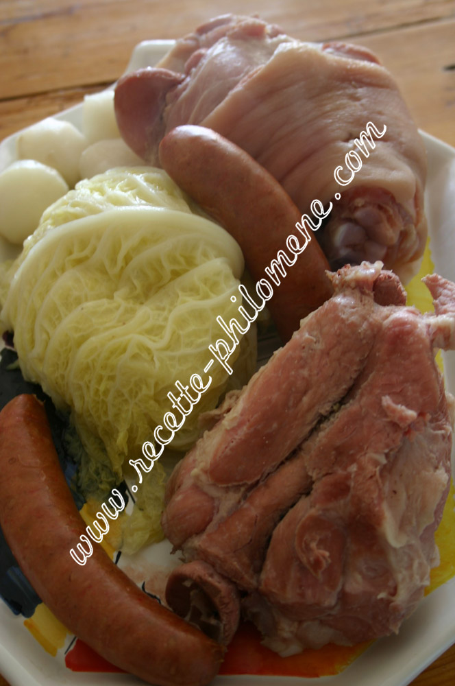 Photo de la recette : Potée auvergnate avec légumes, jarret, palette et saucisses